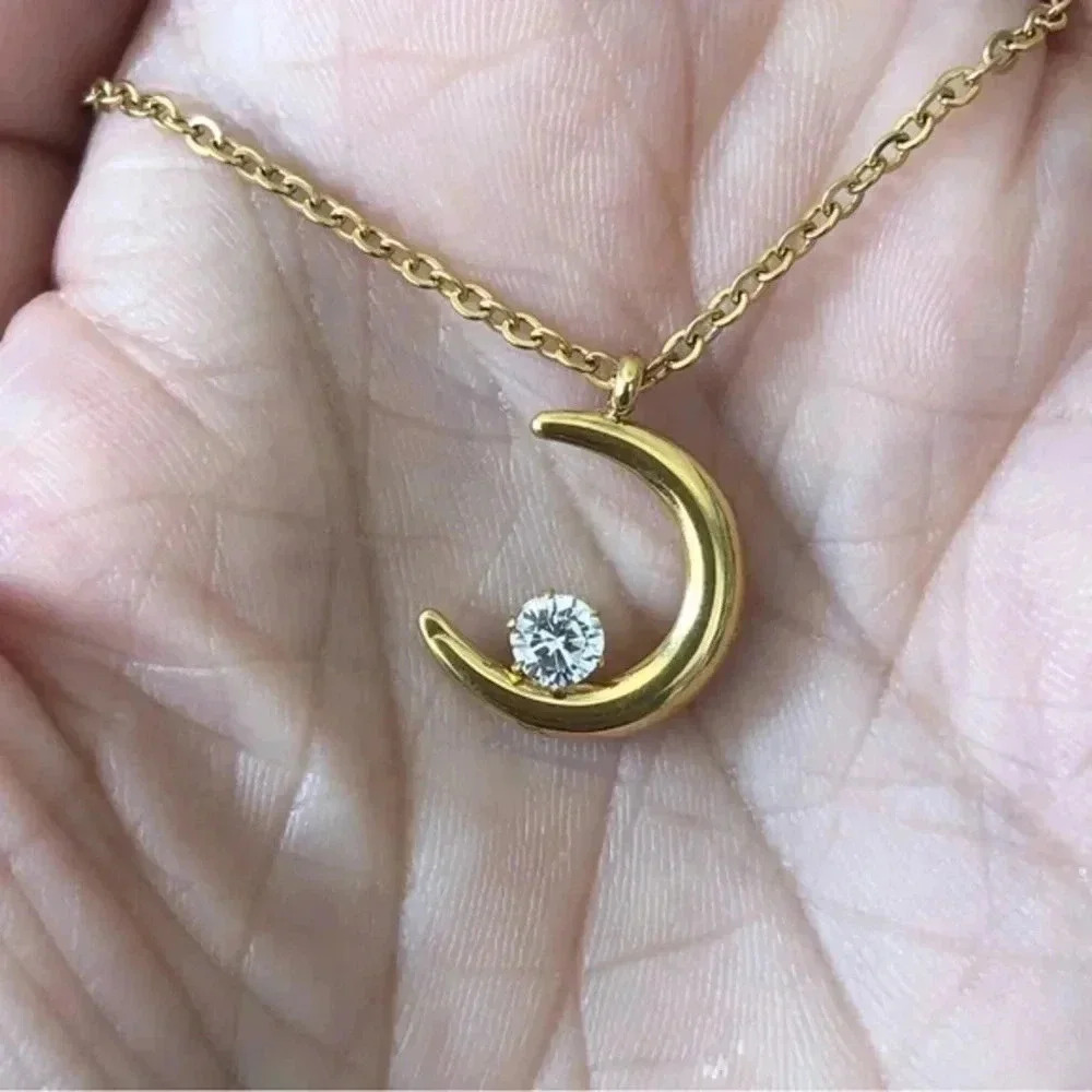 Waterproof 316l Stainless Steel 18k Gold Plated Moon Celestial Necklace Nwt 45$
